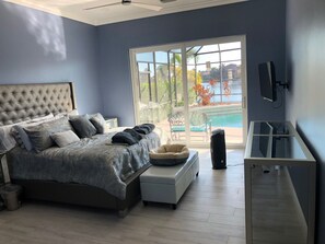 4 bedrooms, iron/ironing board, WiFi, bed sheets
