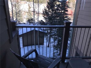 Appart'hôtel Tradition | Vue de la chambre