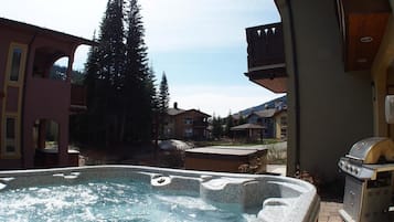 Condo, 2 Bedrooms | Outdoor spa tub