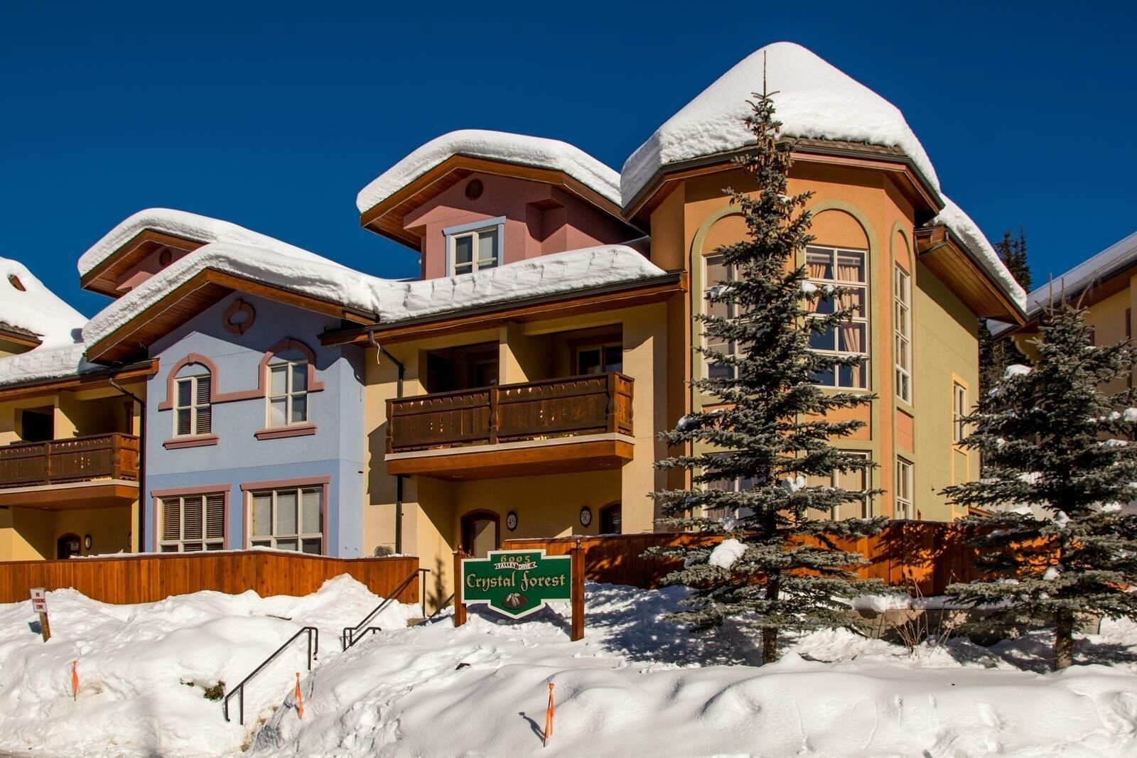 Condo, 2 quartos | Fachada