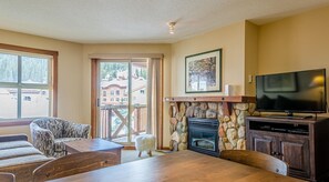 Cottage, 1 Bedroom | Dining - Fireside Lodge #413 By Bear Country (Sun Peaks)