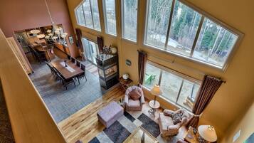 House, 4 Bedrooms | Interior