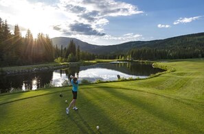 Nhà liên kế, 3 phòng ngủ | Golf