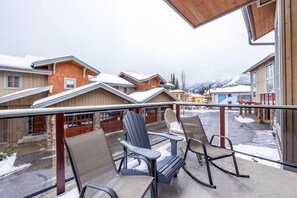 Townhome, 3 Bedrooms | Property grounds