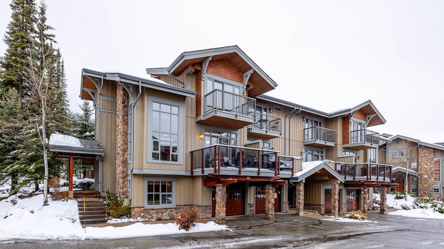 Trappers Landing #11