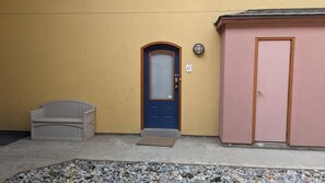 Condo, 3 Bedrooms | Exterior detail