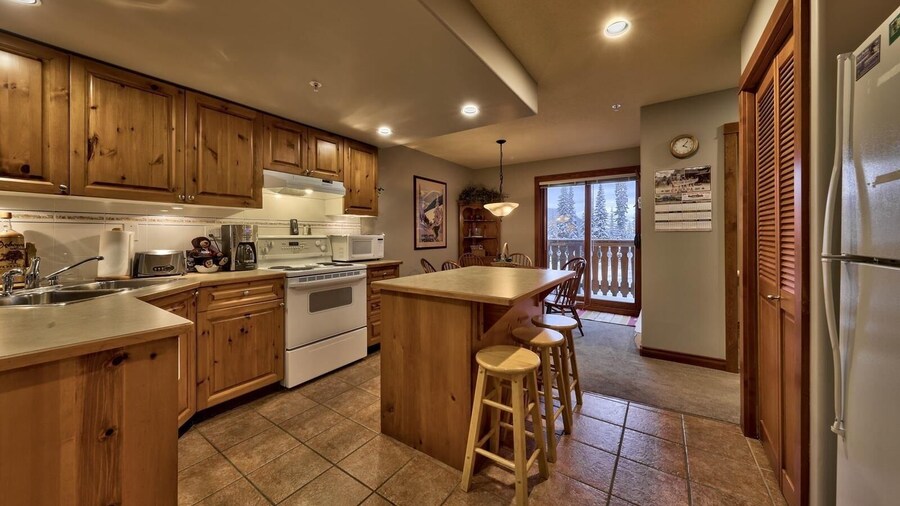 Timberline Village #14 By Bear Country