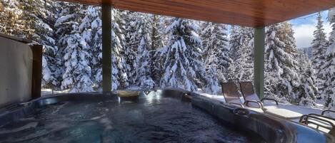 Condo, 2 Bedrooms | Outdoor spa tub