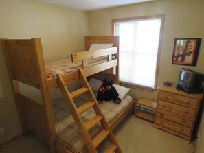 Condo, 2 habitaciones | 2 habitaciones, wifi gratis y ropa de cama 
