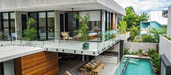 Azure Port Douglas - Luxurious & Modern Villa