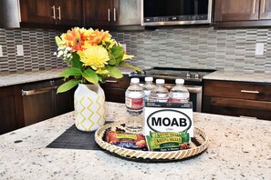 Fridge, microwave, oven, stovetop - Entrada at Moab 420b | Townies | Pool/Spa | Garage | Same Day Booking (Moab)