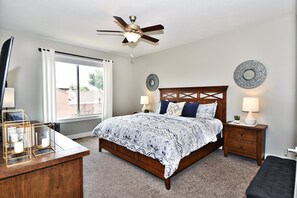 4 bedrooms, desk, iron/ironing board, free WiFi - Entrada at Moab 420b | Townies | Pool/Spa | Garage | Same Day Booking (Moab)