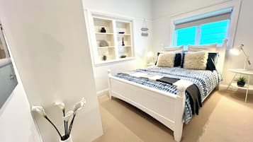2 bedrooms, desk, iron/ironing board, travel cot