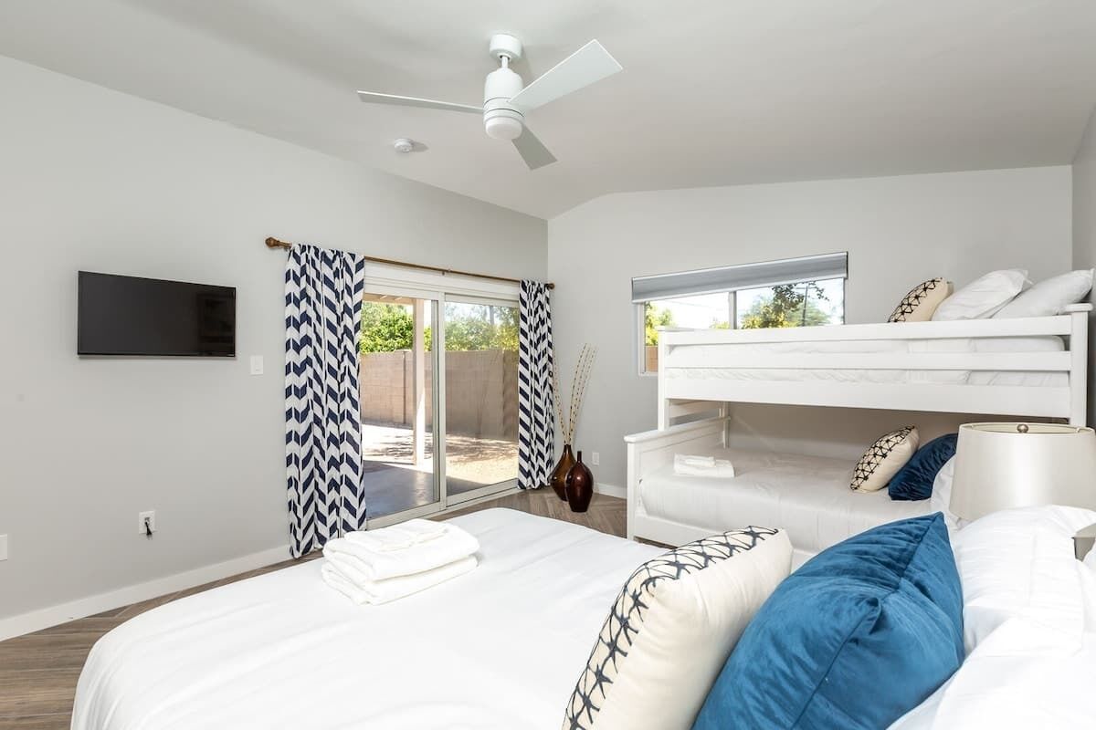 5 bedrooms, iron/ironing board, travel cot, WiFi