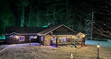 Shadowland River Lodge on Boardman River - Pet Friendly - Acreage - Private