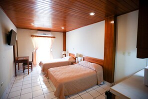 Standard Double Room - Hotel Mansion Teodolinda (Managua)