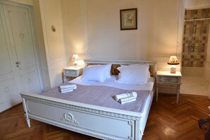 3 bedrooms