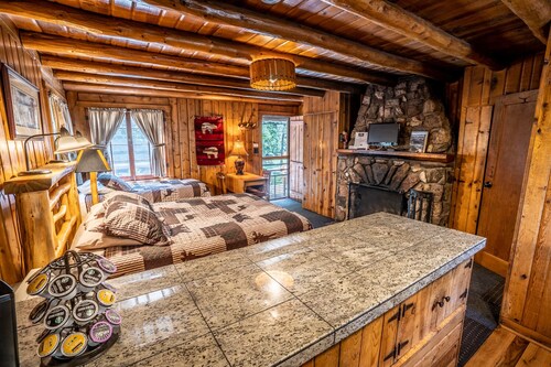 Colorado Bear Creek Cabin 8