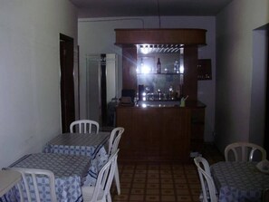 Desayuno bufé gratuito y diario