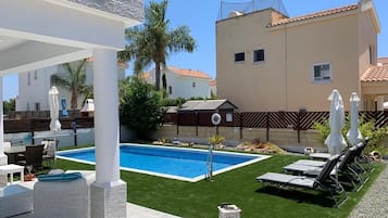 Alberca al aire libre