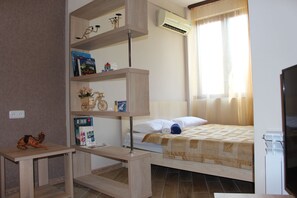 1 habitación y caja de seguridad en la habitación 