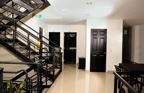 Interior detail - Hotel Aussie Koala (Armenia)