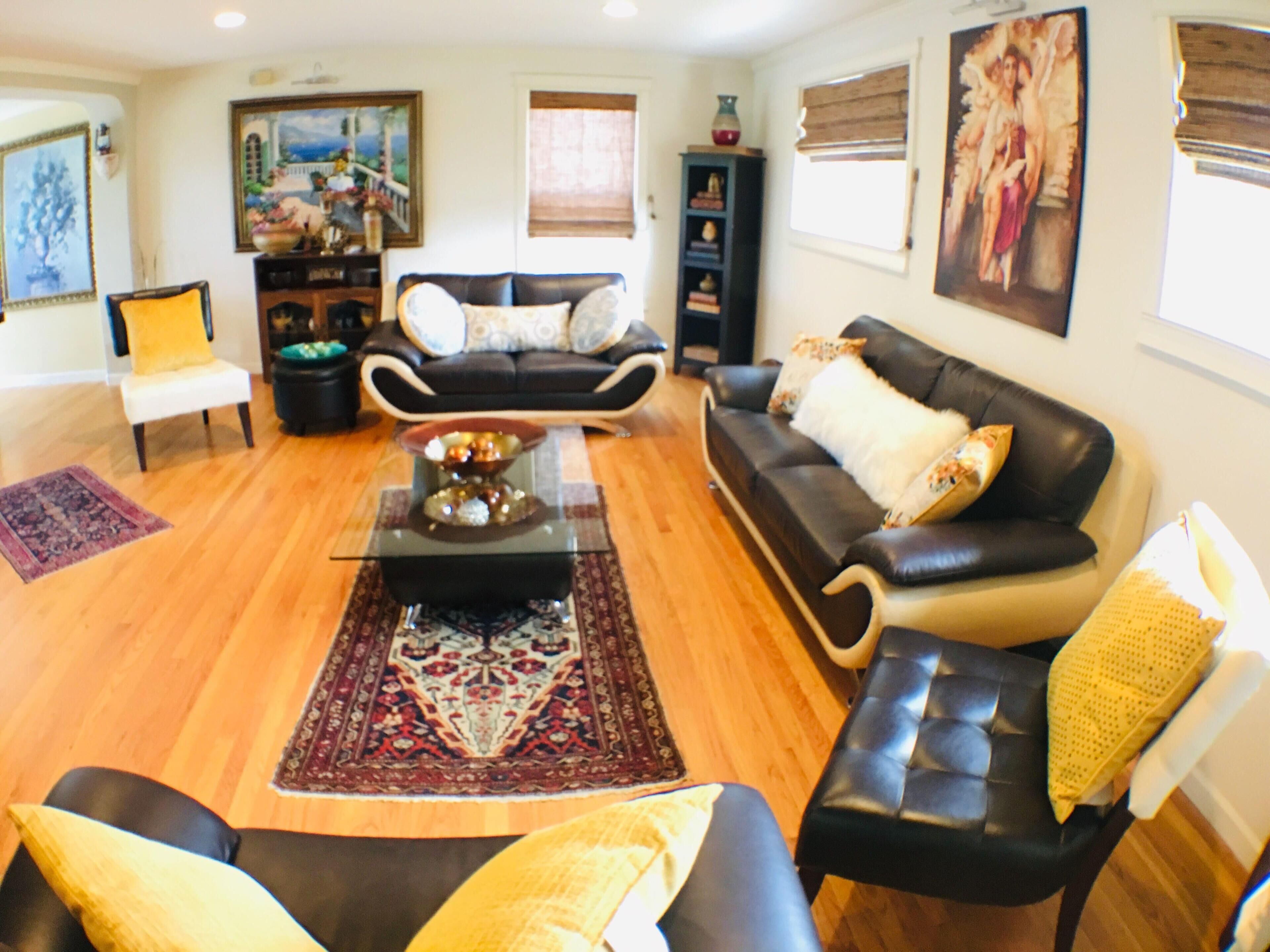 2BD Unit In Best And Safe Neighborhood Near Downtown 