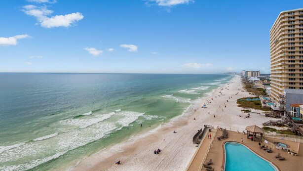 A beach resort with a swimming pool, beach, and ocean view. - Treasure Island 0805 (Panama City Beach)