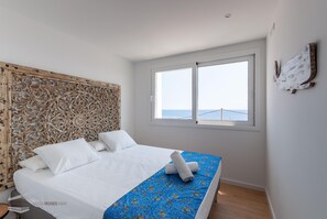 3 Schlafzimmer, Bügeleisen/Bügelbrett