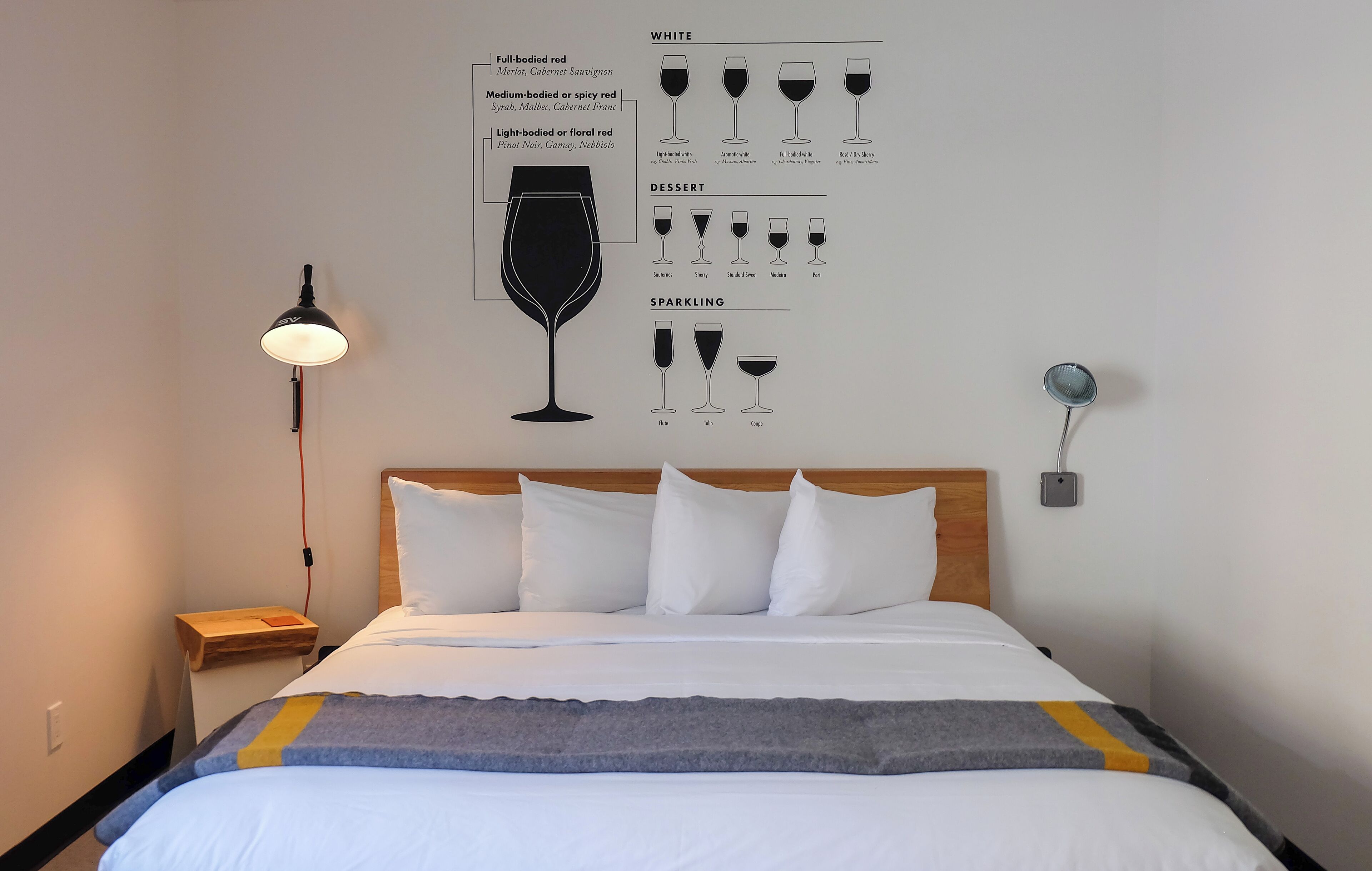 Suite (Milton) | Premium bedding, pillowtop beds, in-room safe, laptop workspace