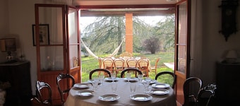 Villa surplombant le chĂąteau de Poppi