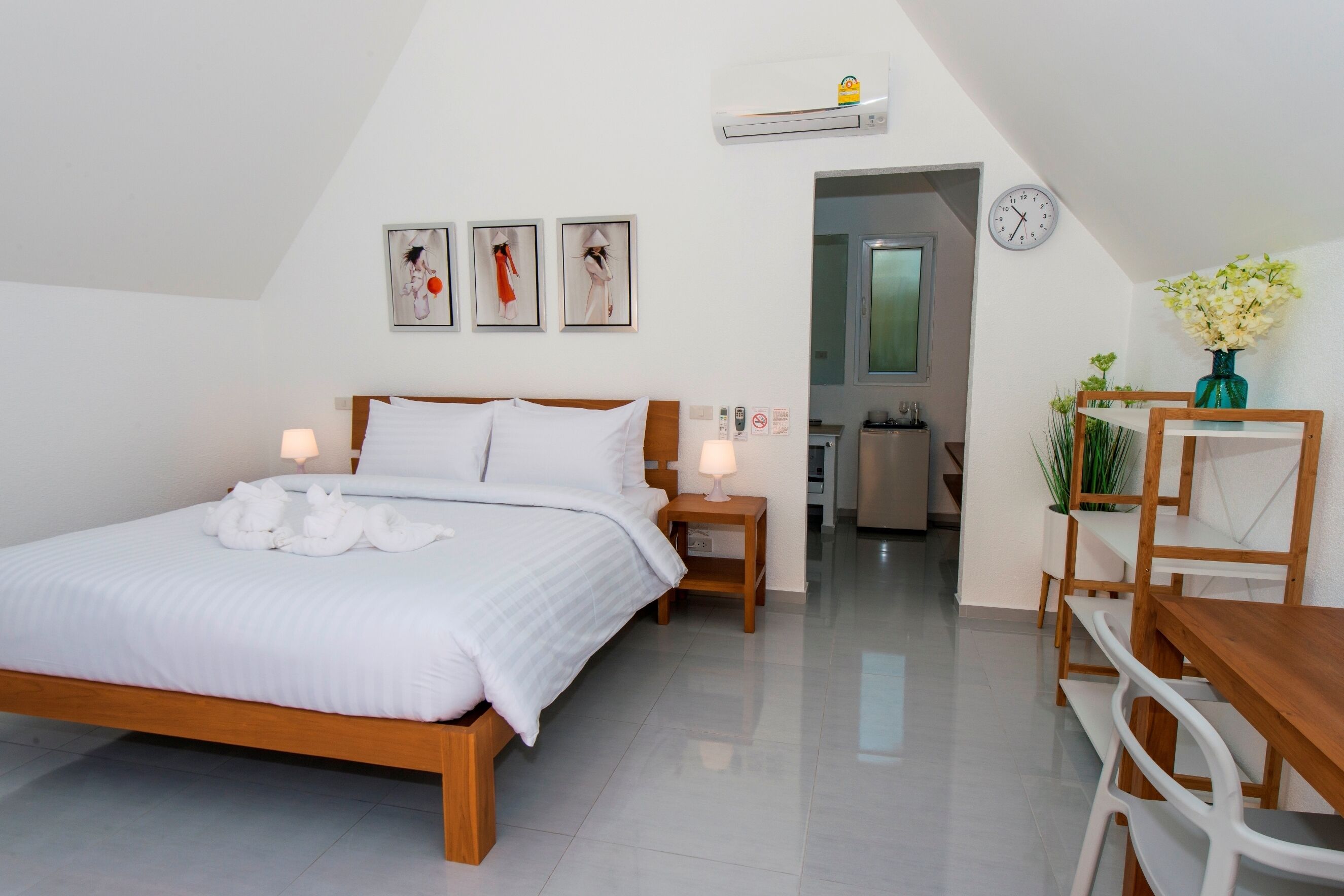 1 bedroom, WiFi, bed sheets