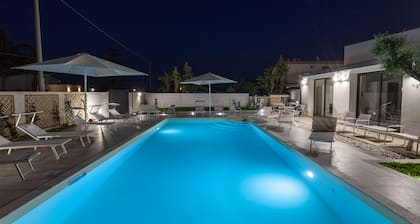 Luxusvilla in der Nähe des Meeres mit privatem Pool