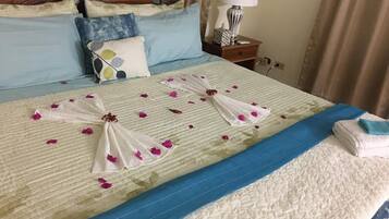2 bedrooms, soundproofing, iron/ironing board, WiFi