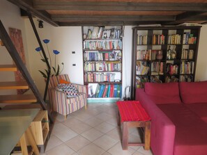 TV, books, computer monitors, printers - SALERNO, between Amalfi, Pompei, Paestum (Salerno)