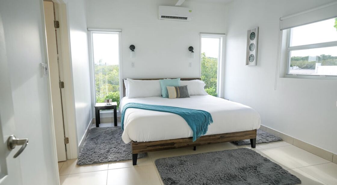 Comfort House, Lake View | In-room safe, individually decorated, individually furnished, desk