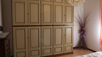 1 bedroom, iron/ironing board, bed sheets