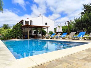 Ulkouima-allas, lämmitetty uima-allas