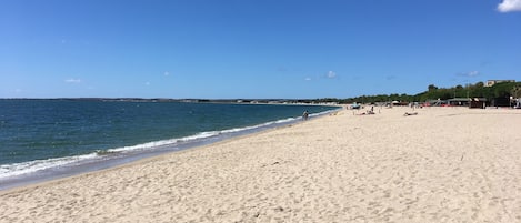 Vlak bij het strand