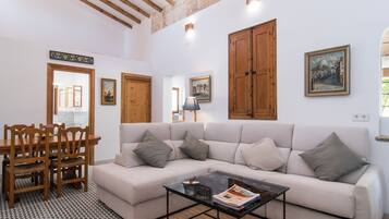 Televisión, videojuegos, libros y estéreo