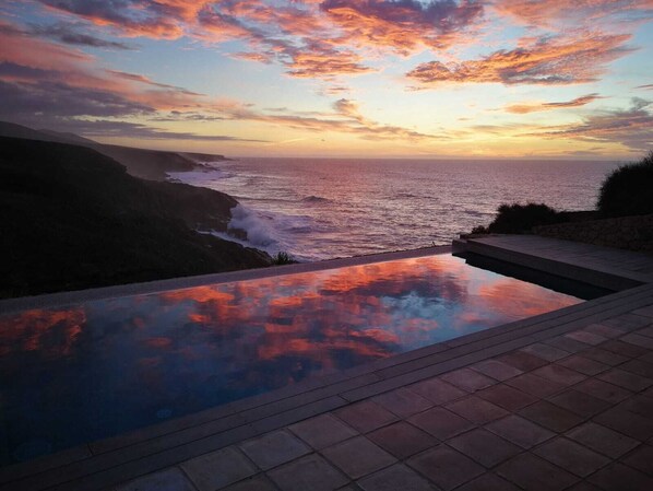 Pool - Evelmar house on the waterfront in Betancuria Natural Park (Valle de Santa Inés)