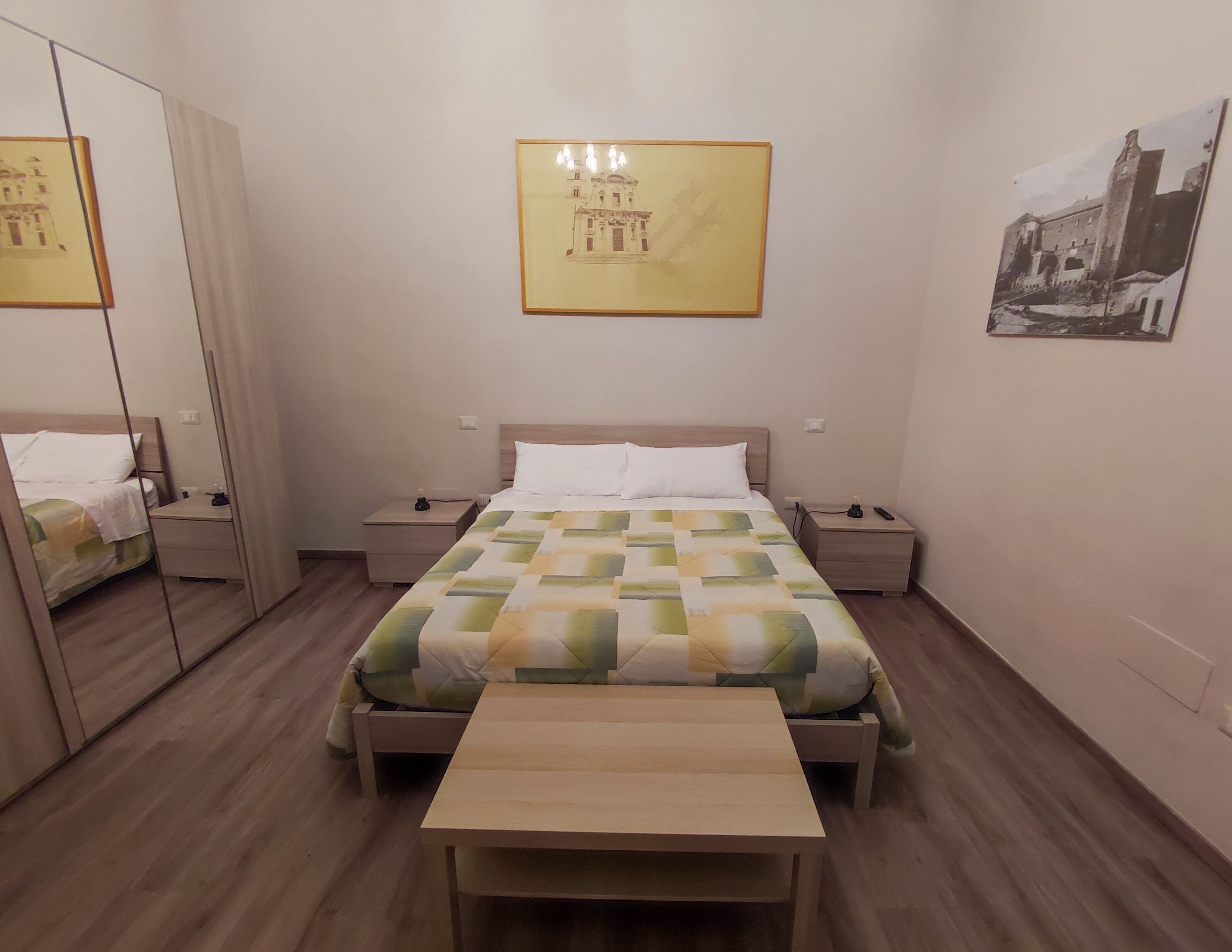 2 camere, ferro/asse da stiro, Wi-Fi gratuito, lenzuola