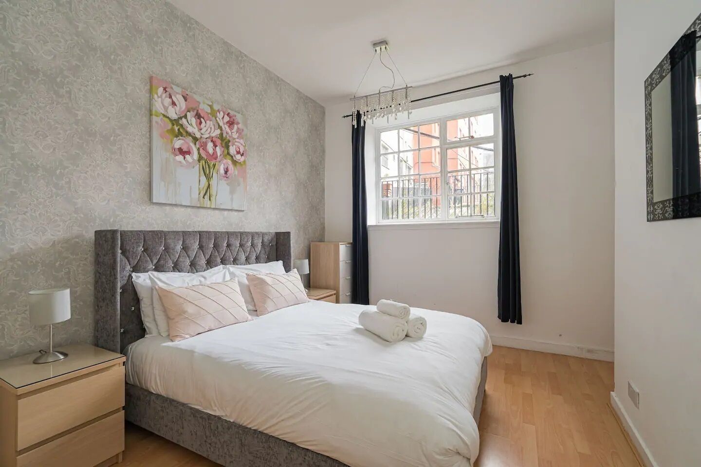 Apartment | 3 bedrooms, laptop workspace, iron/ironing board, WiFi (free)