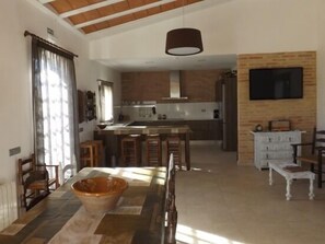 Interior - Cottage (full rental) Mas Daudén for 8 people (Tortosa)