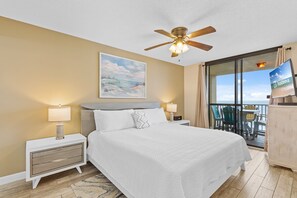 Condo Signature, 2 chambres, balcon | 2 chambres, décor unique, ameublement unique