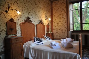 5 Schlafzimmer, Bügeleisen/Bügelbrett, WLAN, Bettwäsche