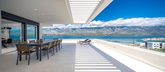 Premium Luxury villa Sea Star with breathtaking view near the sea + big pool