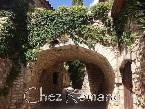 Bienvenue " Chez Romane " Aiguèze