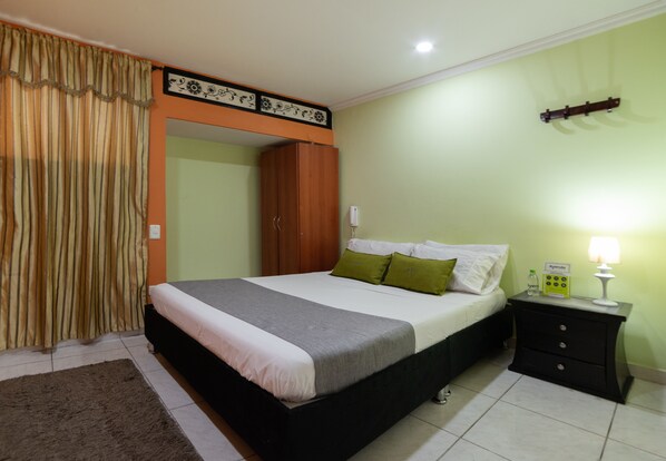 Desk, free WiFi, bed sheets