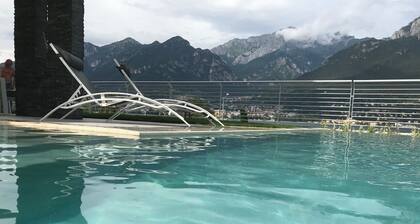 Bellagio Wild Flowers Villa Mimosa